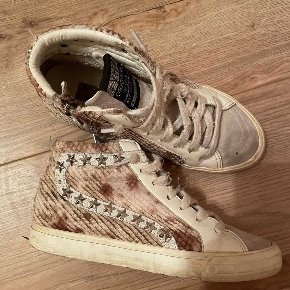 Vintage Havana sneakers